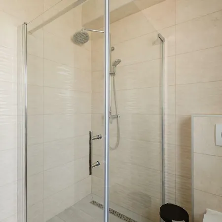 Vila Rosa With Swimming Pool